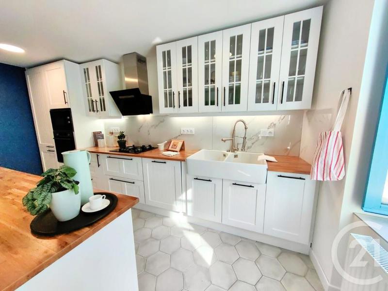 Maison de village - 98 m² - 4 pièces