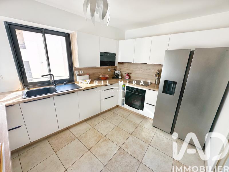 Appartement - 95 m² - 4 pièces