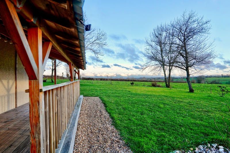 Maison - 234 m² - 7 pièces