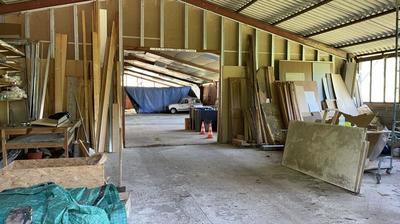 Maison - 1 000 m² - 3 pièces