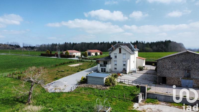 Maison - 163 m² - 8 pièces