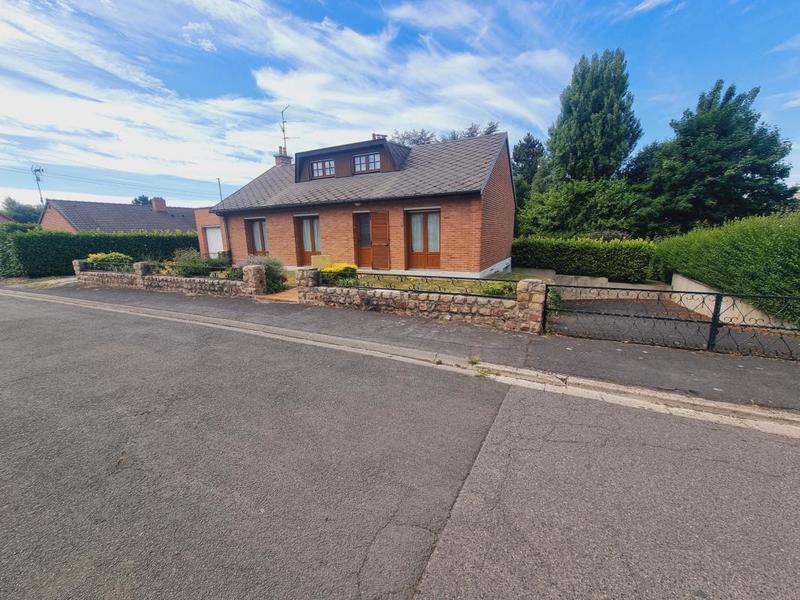 Maison - 92 m² - 5 pièces