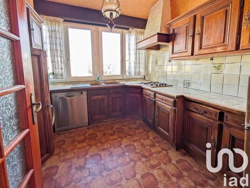 Appartement - 136 m² - 6 pièces