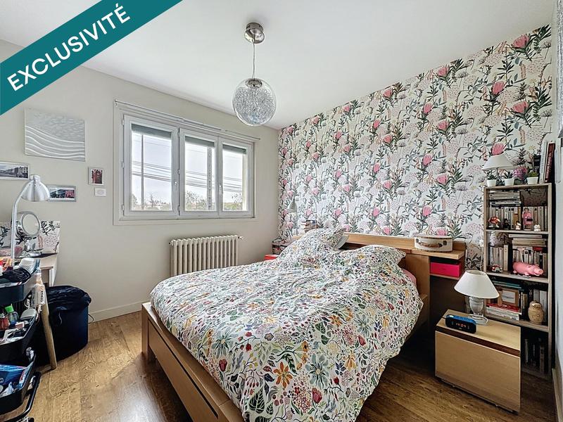 Maison - 165 m² - 9 pièces