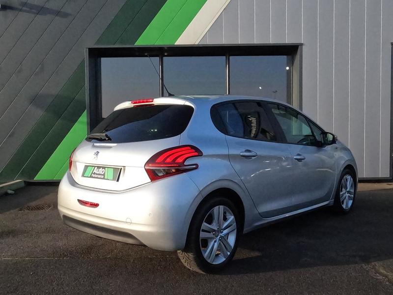 Peugeot 208 1.2 PureTech 82ch Bvm5 Style