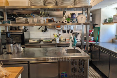 Fonds de commerce - Magasins - 55 m²