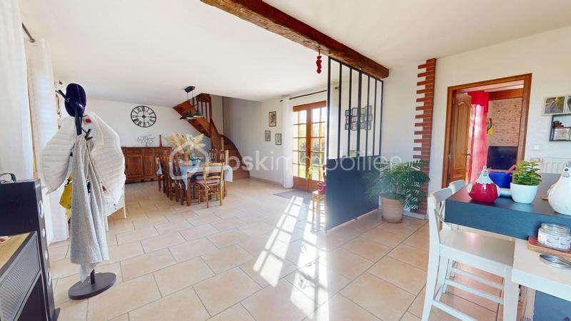 Maison - 237 m² - 7 pièces