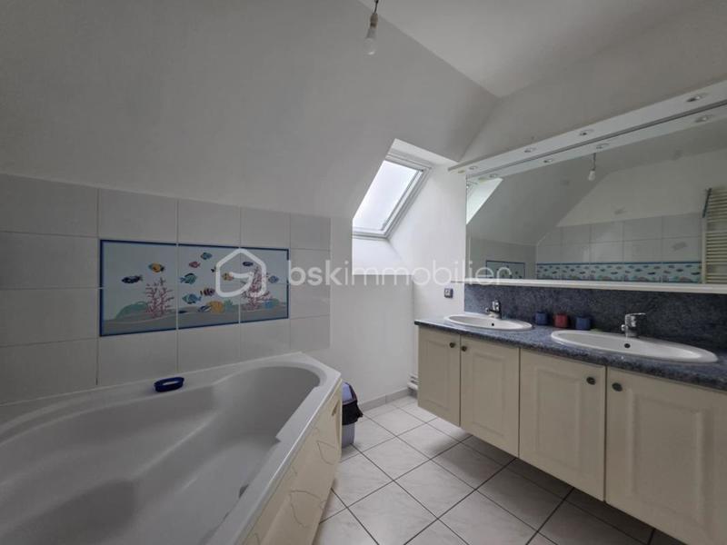 Pavillon - 120 m² - 5 pièces