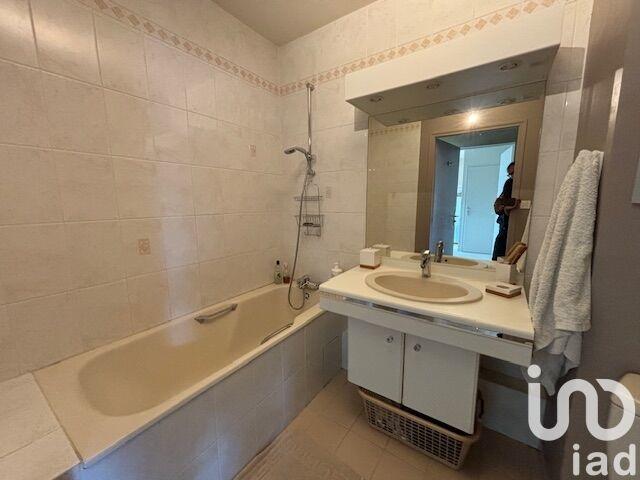 Appartement - 96 m² - 5 pièces