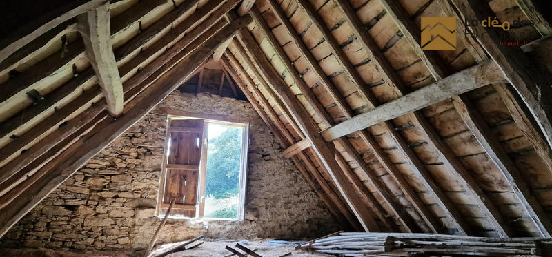 Maison ancienne - 100 m² - 1 pièce