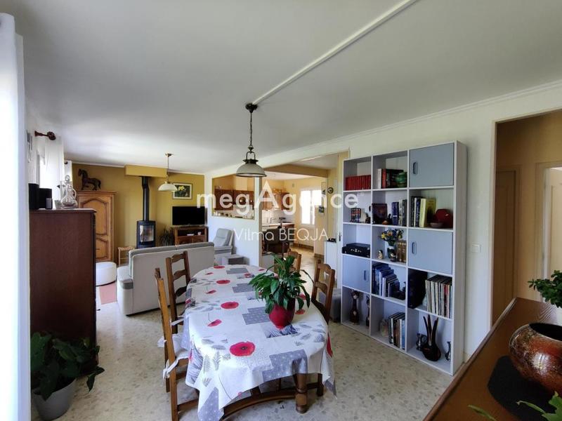 Maison traditionnelle - 92 m² - 4 pièces