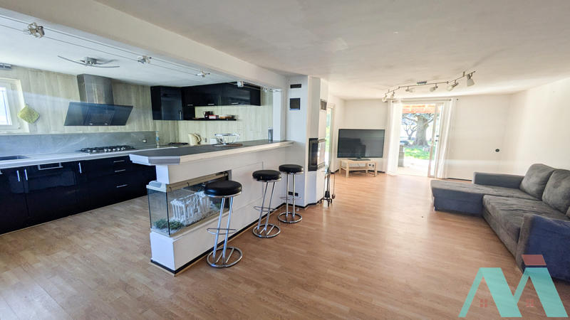 Maison - 100 m² - 3 pièces