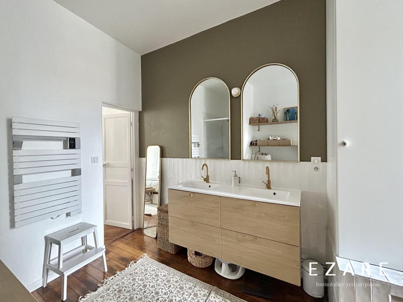 Appartement - 128 m² - 5 pièces