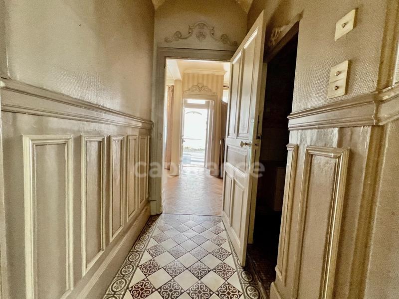 Maison de ville - 180 m² - 8 pièces