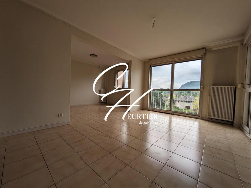 Appartement - 91 m² - 5 pièces