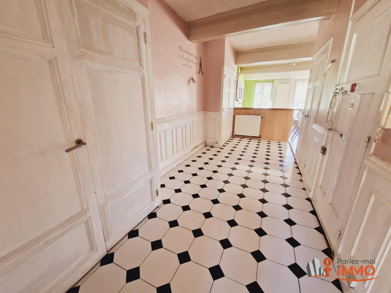 Appartement - 90 m² - 3 pièces