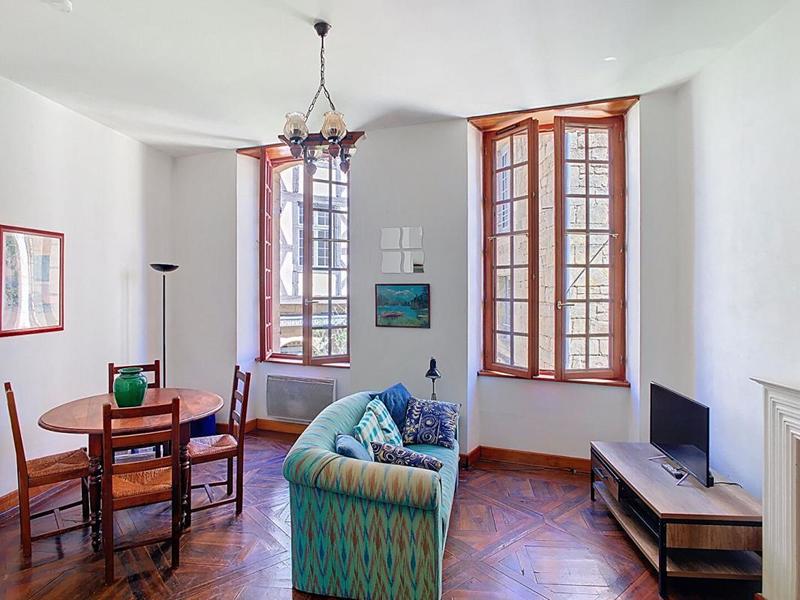 Immeuble - 172 m² - 9 pièces