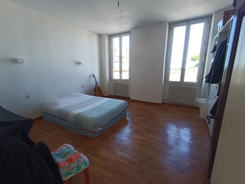 Maison - 185 m² - 6 pièces