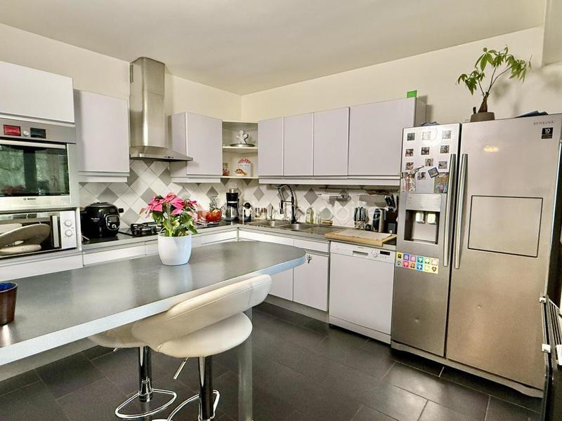 Immeuble - 350 m² - 5 pièces