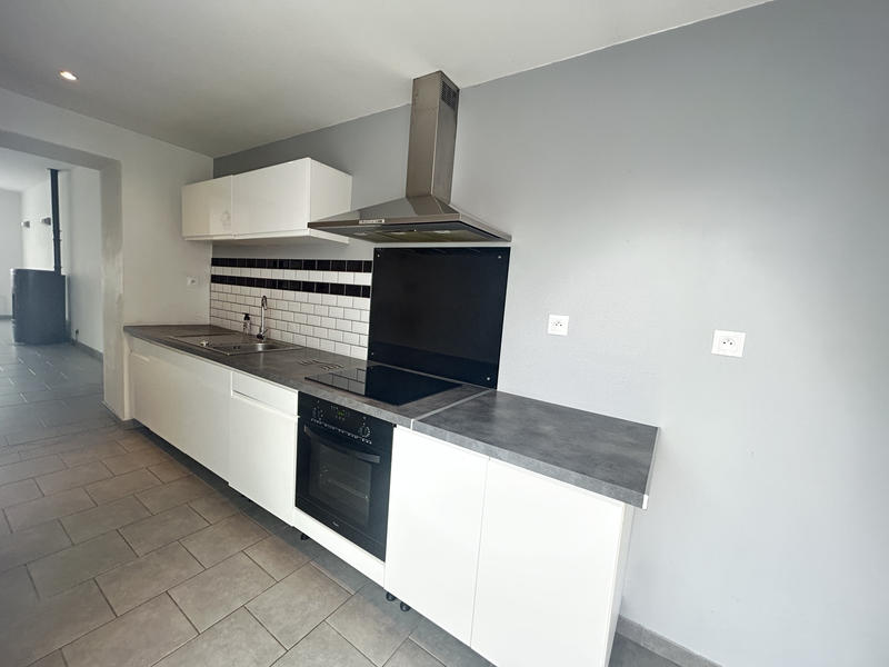 Maison - 94 m² - 4 pièces