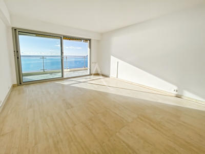 Appartement - 96 m² - 3 pièces