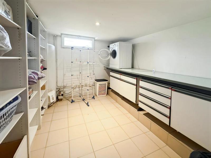 Maison - 140 m² - 7 pièces