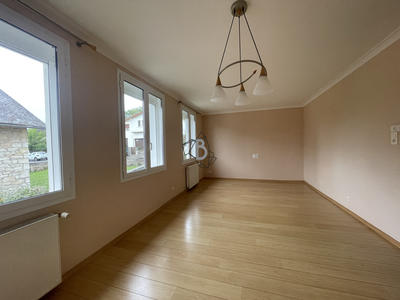 Maison - 73 m² - 3 pièces