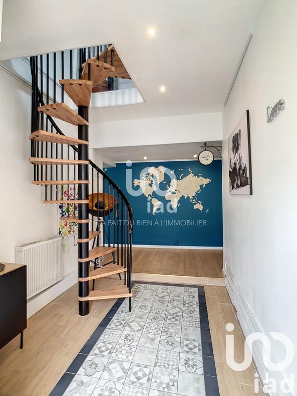 Maison - 165 m² - 8 pièces