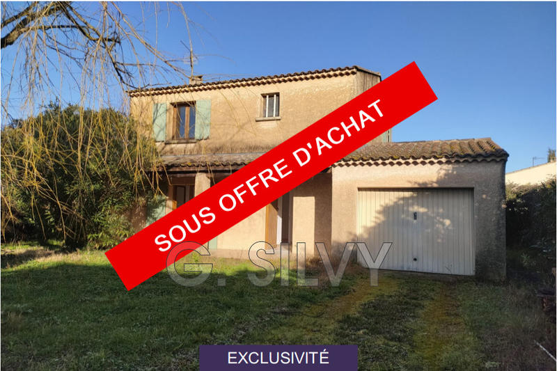 Maison - 90 m² - 4 pièces