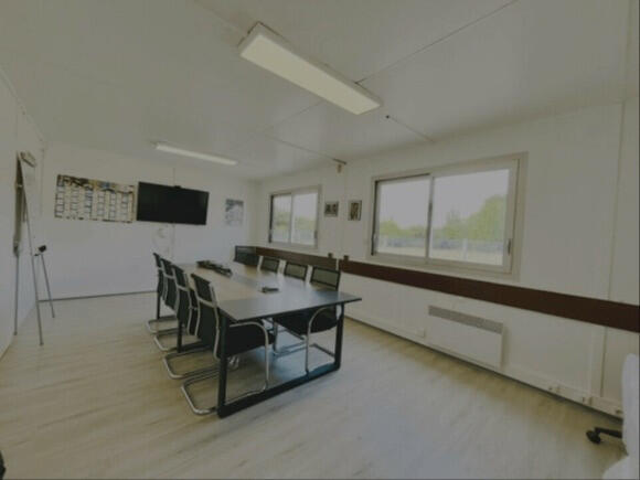 Local commercial - 1 969 m²