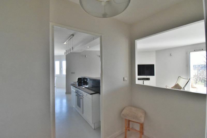 Appartement - 92 m² - 4 pièces