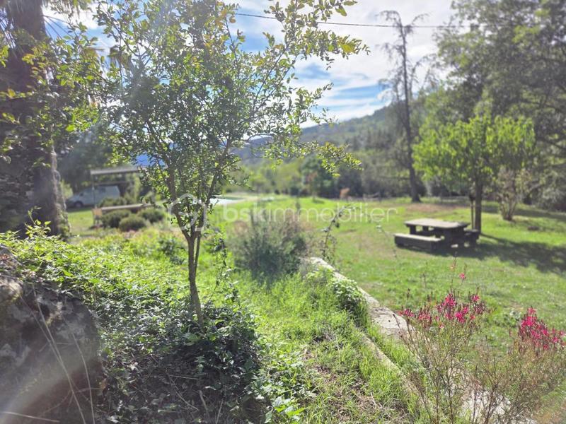 Maison en pierre - 105 m² - 5 pièces