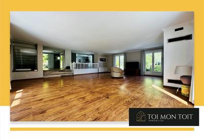 Villa - 220 m² - 10 pièces