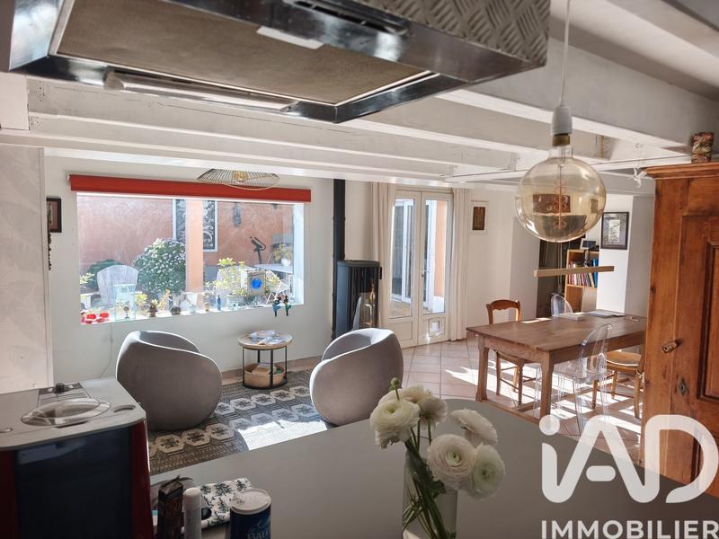 Maison - 121 m² - 5 pièces