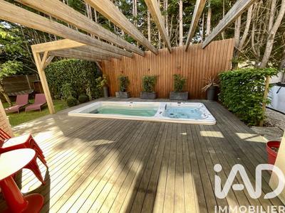 Maison - 173 m² - 8 pièces