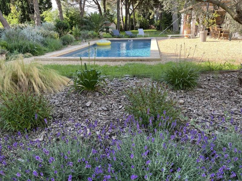 Maison - 300 m² - 9 pièces