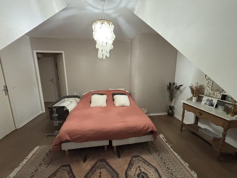 Appartement - 84 m² - 4 pièces