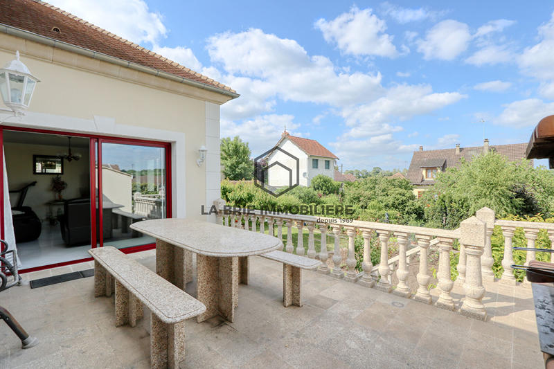 Maison - 130 m² - 6 pièces