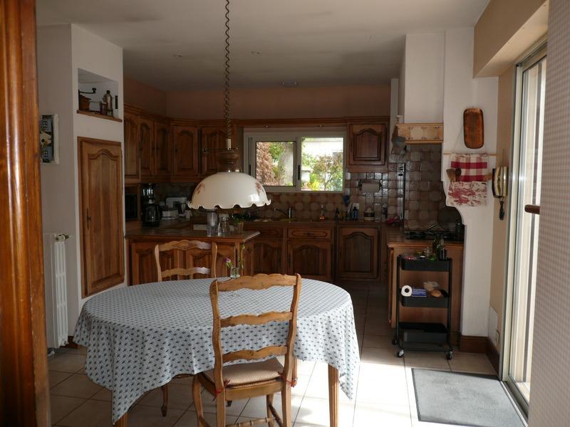 Maison - 228 m² - 7 pièces
