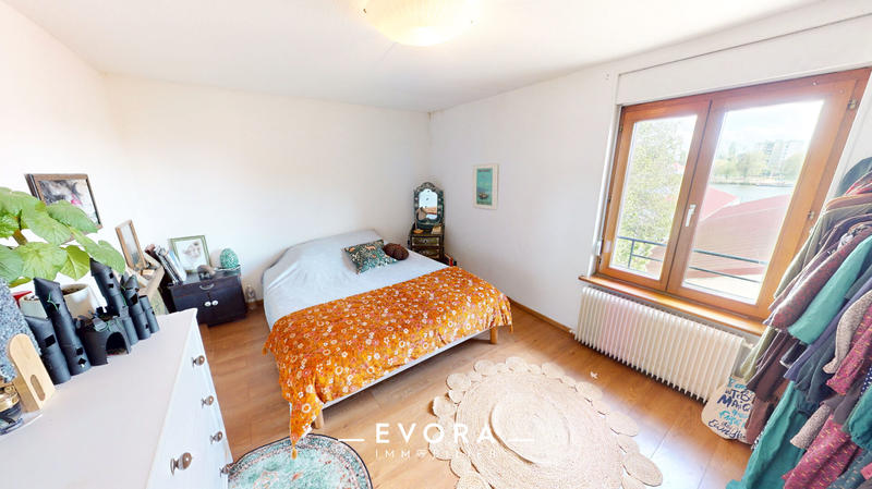 Appartement - 87 m² - 3 pièces