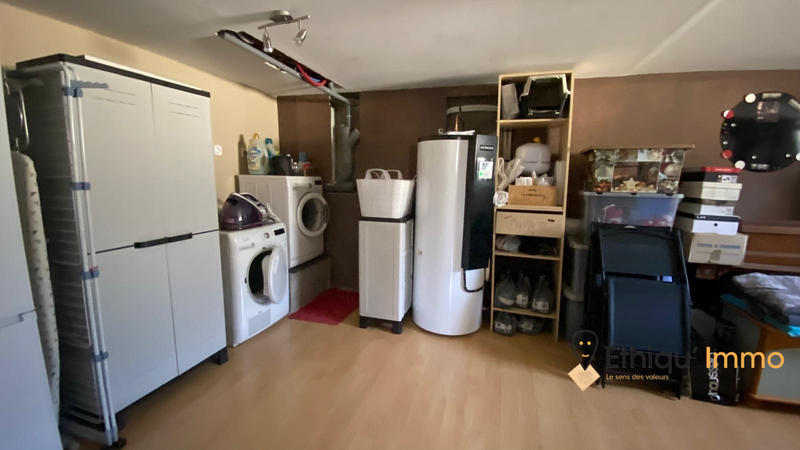 Maison - 107 m² - 6 pièces