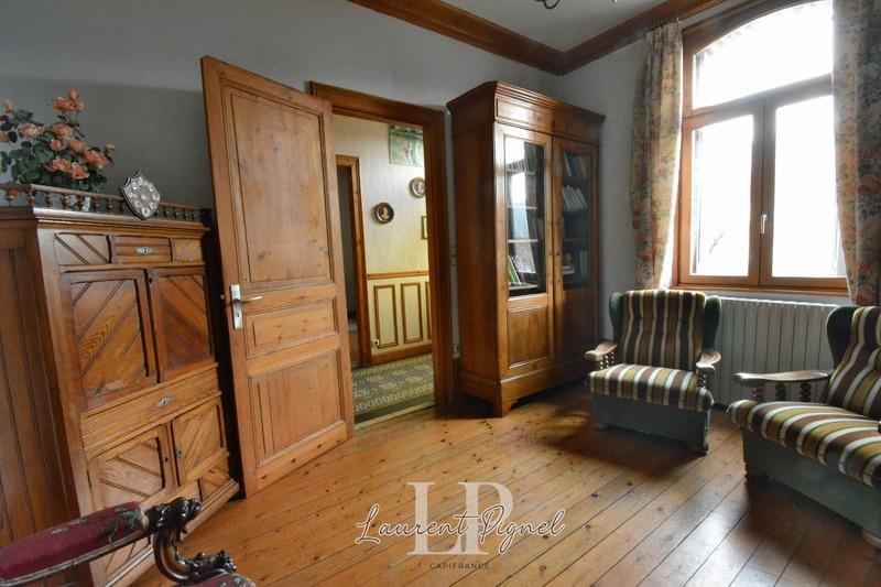 Maison - 188 m² - 7 pièces