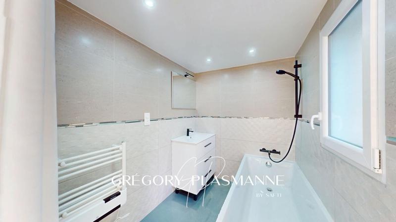 Maison - 115 m² - 4 pièces