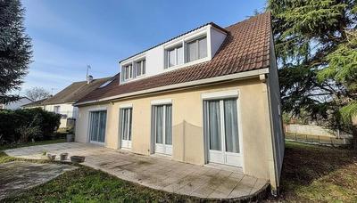 Maison - 149 m² - 7 pièces