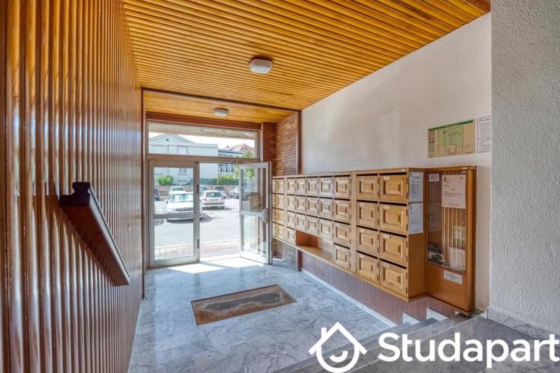 Appartement - 93 m² - 4 pièces