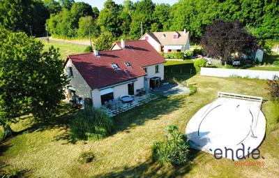 Maison - 165 m² - 7 pièces