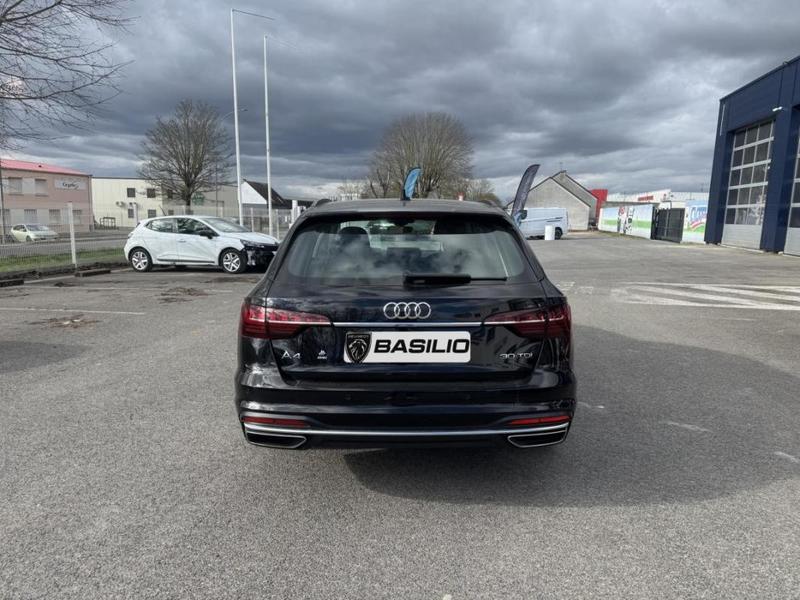 Audi A4 Avant IV 30 Tdi 136 s tronic Business line