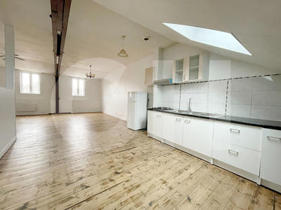 Appartement - 107 m² - 5 pièces