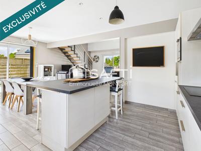 Maison - 138 m² - 7 pièces