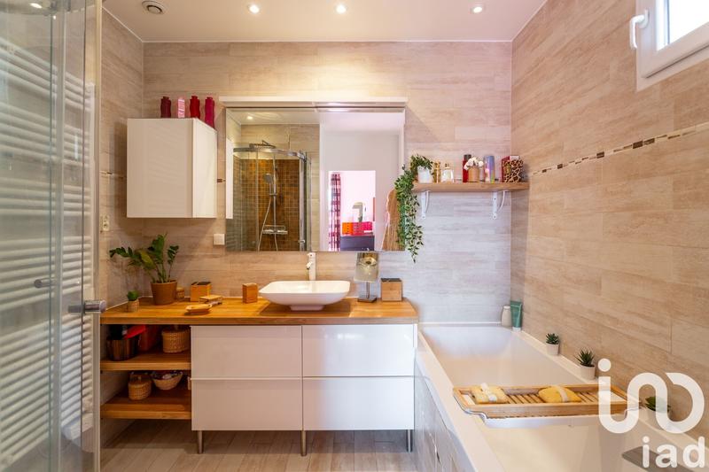 Maison - 164 m² - 7 pièces